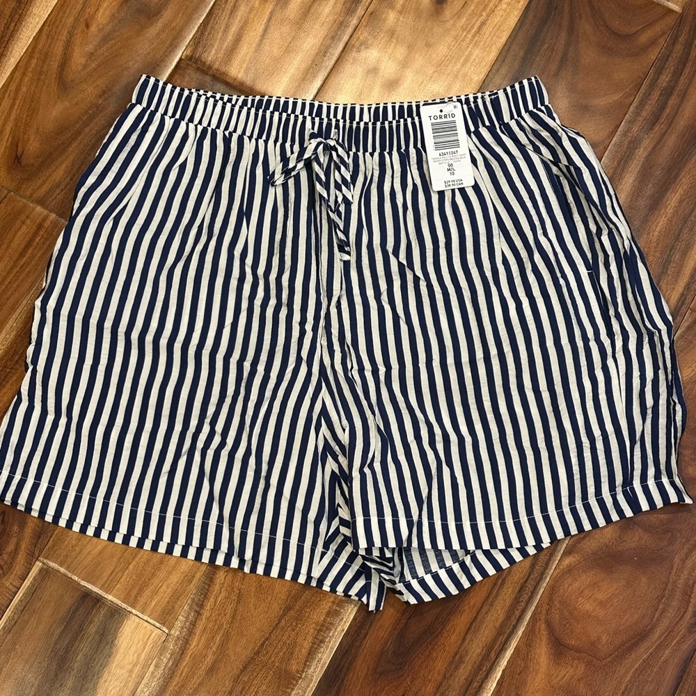 Torrid Striped Navy and White Shorts